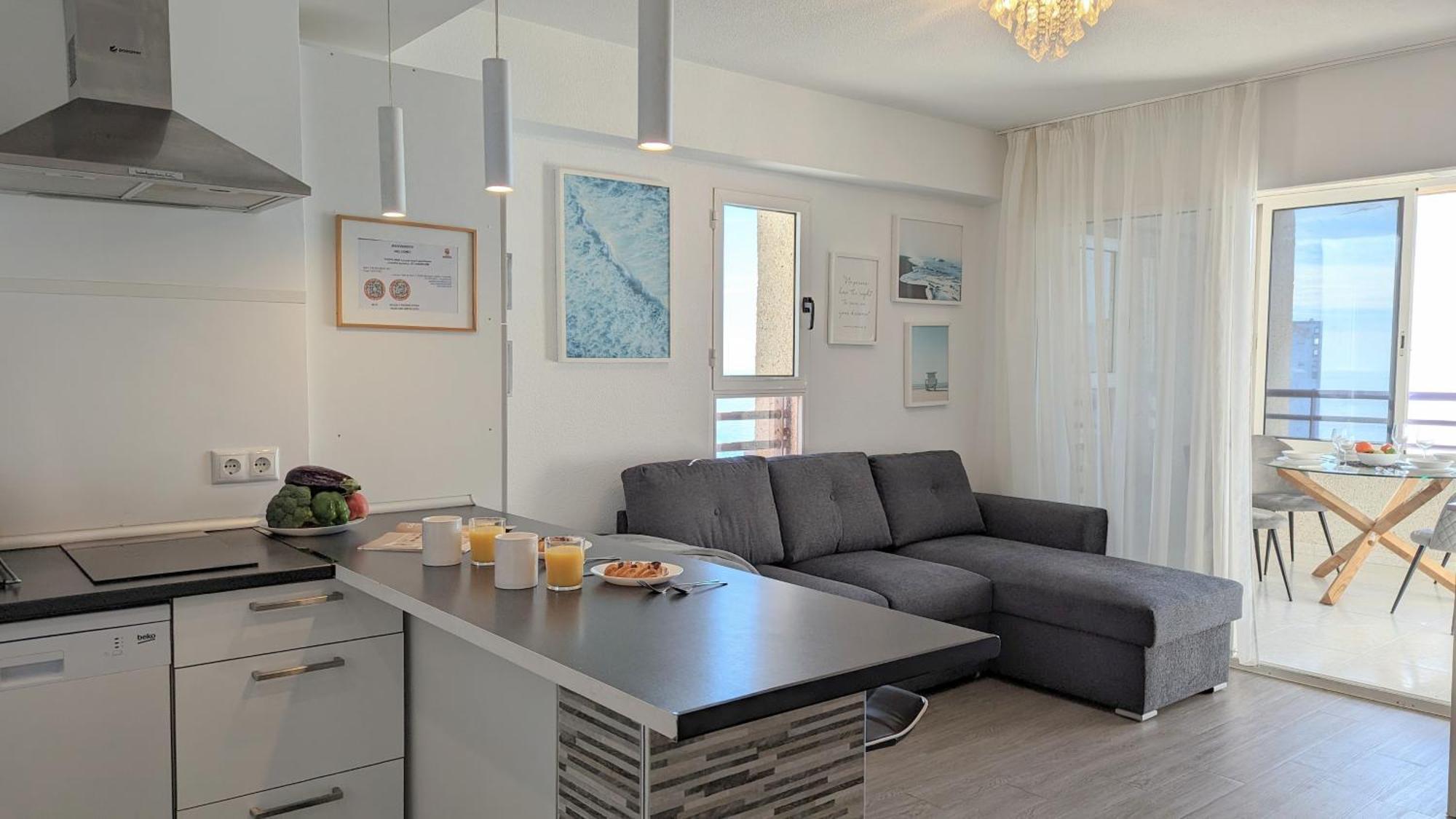 Tropic Mar Sea View Apartments Μπένιντορμ Εξωτερικό φωτογραφία