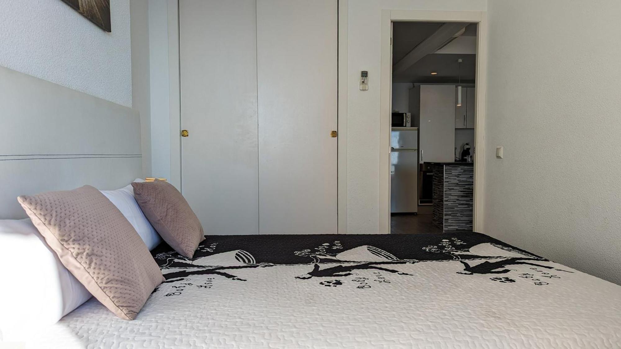 Tropic Mar Sea View Apartments Μπένιντορμ Εξωτερικό φωτογραφία